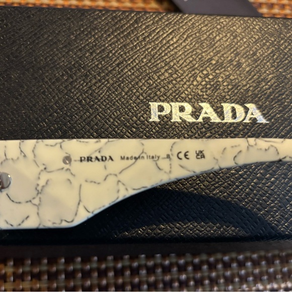Prada PR 13ZS Sunglasses, New in box! Authentic! - Picture 2 of 10